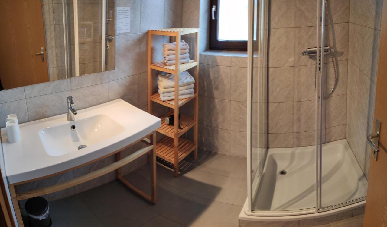 Gaestehaus Maria Lermoos Ngoại thất bức ảnh